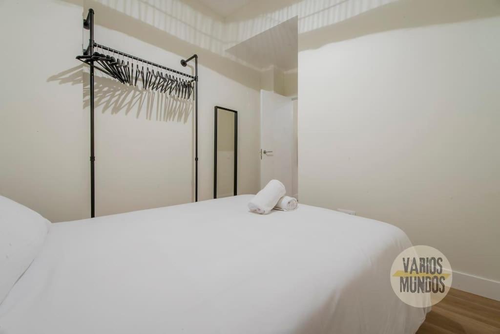 Cozy Y Centrico Apt Para 6Pax En Plaza Del Carmen E2 Мадрид Экстерьер фото