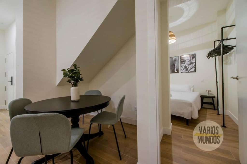 Cozy Y Centrico Apt Para 6Pax En Plaza Del Carmen E2 Мадрид Экстерьер фото