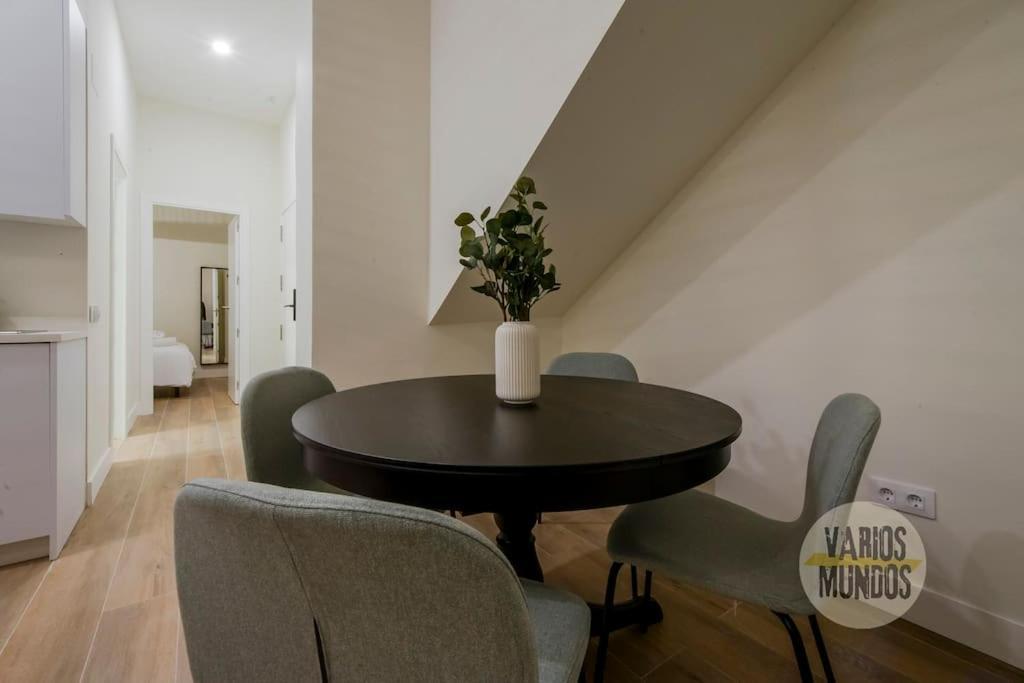 Cozy Y Centrico Apt Para 6Pax En Plaza Del Carmen E2 Мадрид Экстерьер фото